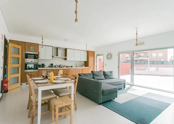 Lovely & New Apartamento Atouguia Da Baleia